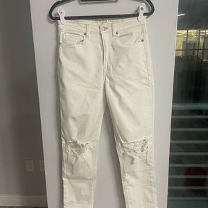 American Eagle white ripped mom jean